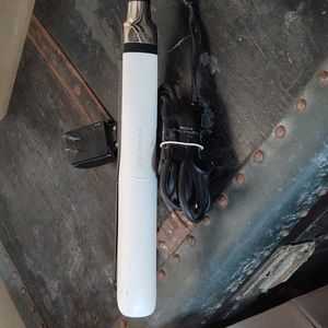 Ghd platinum + 1" flat iron